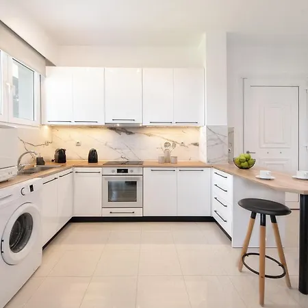 Island Hills Apartment