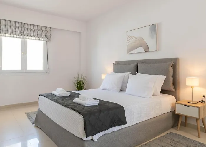 Island Hills * Rhodes City